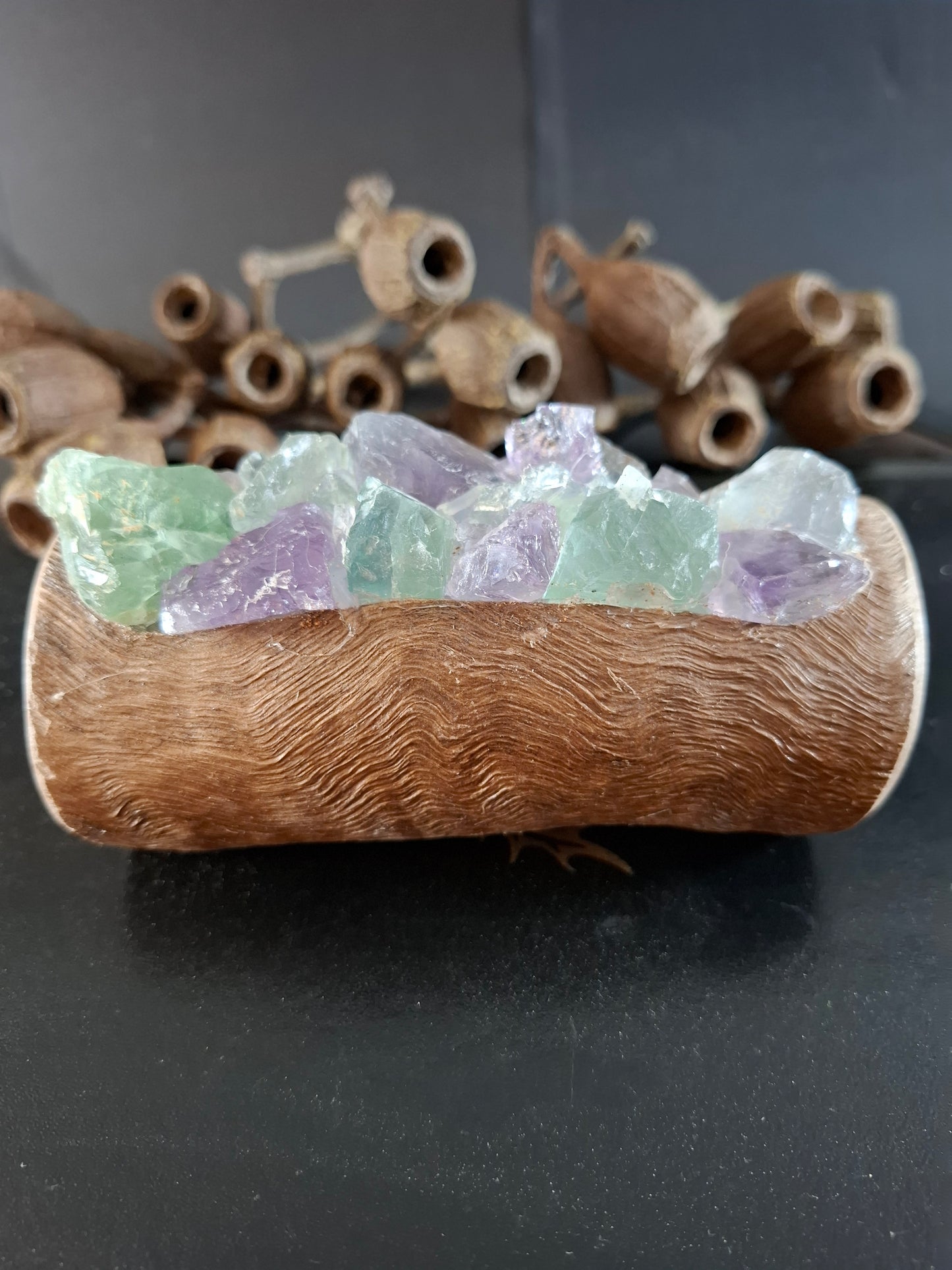 Amethyst & Fluorite crystal log