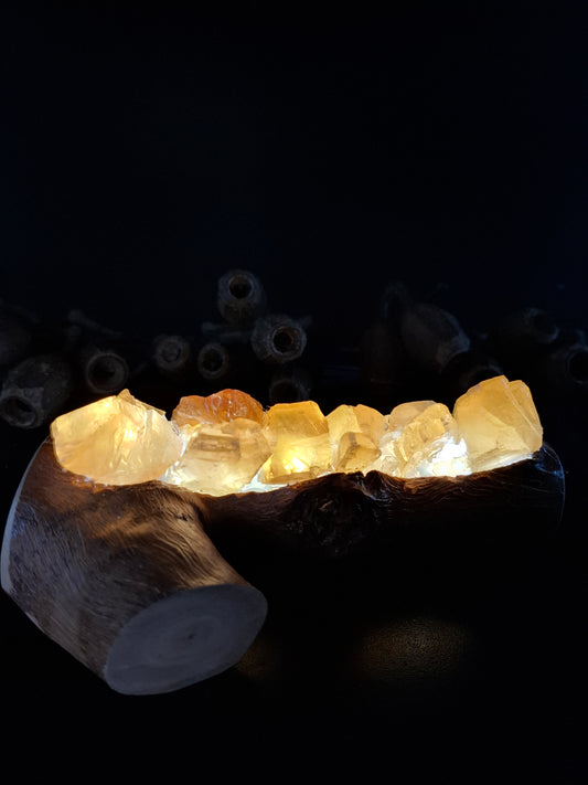 Honey calcite crystal lamp