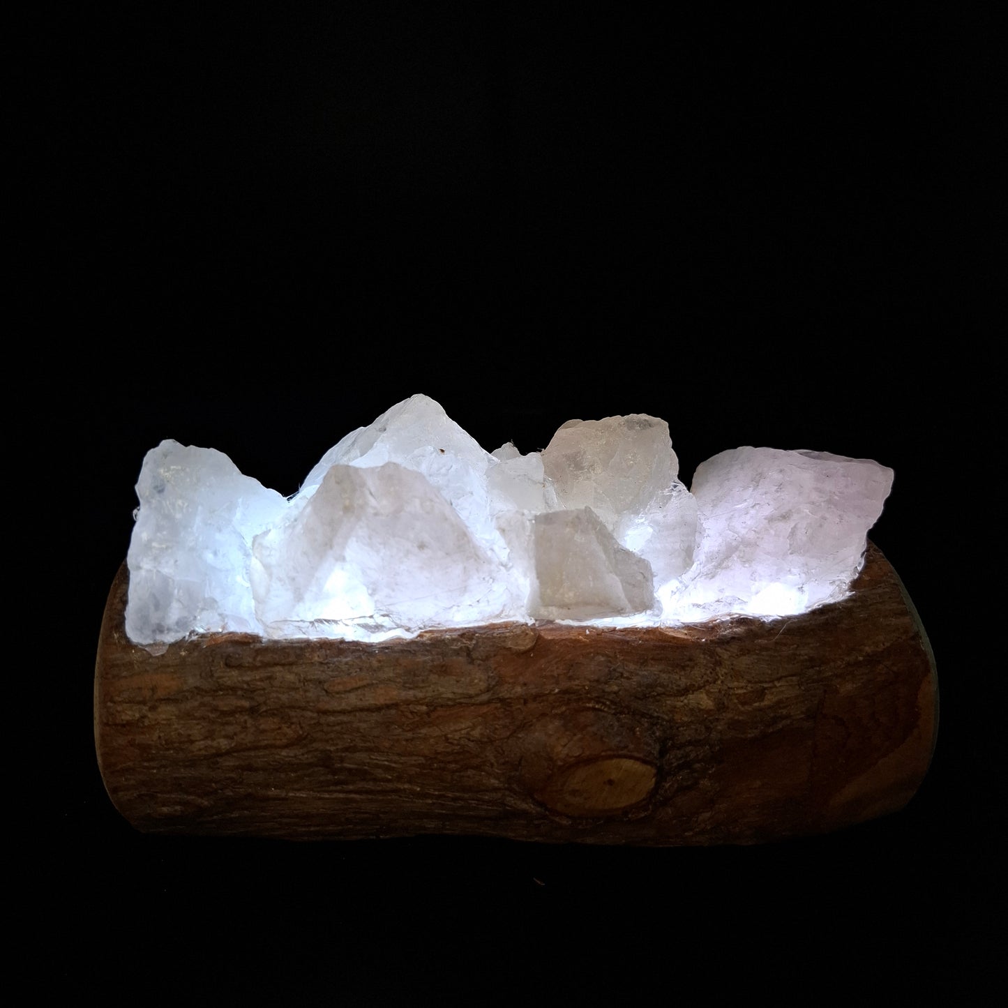 Rose quartz lamp