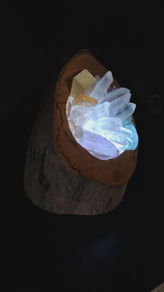 Rainbow natural points lamp