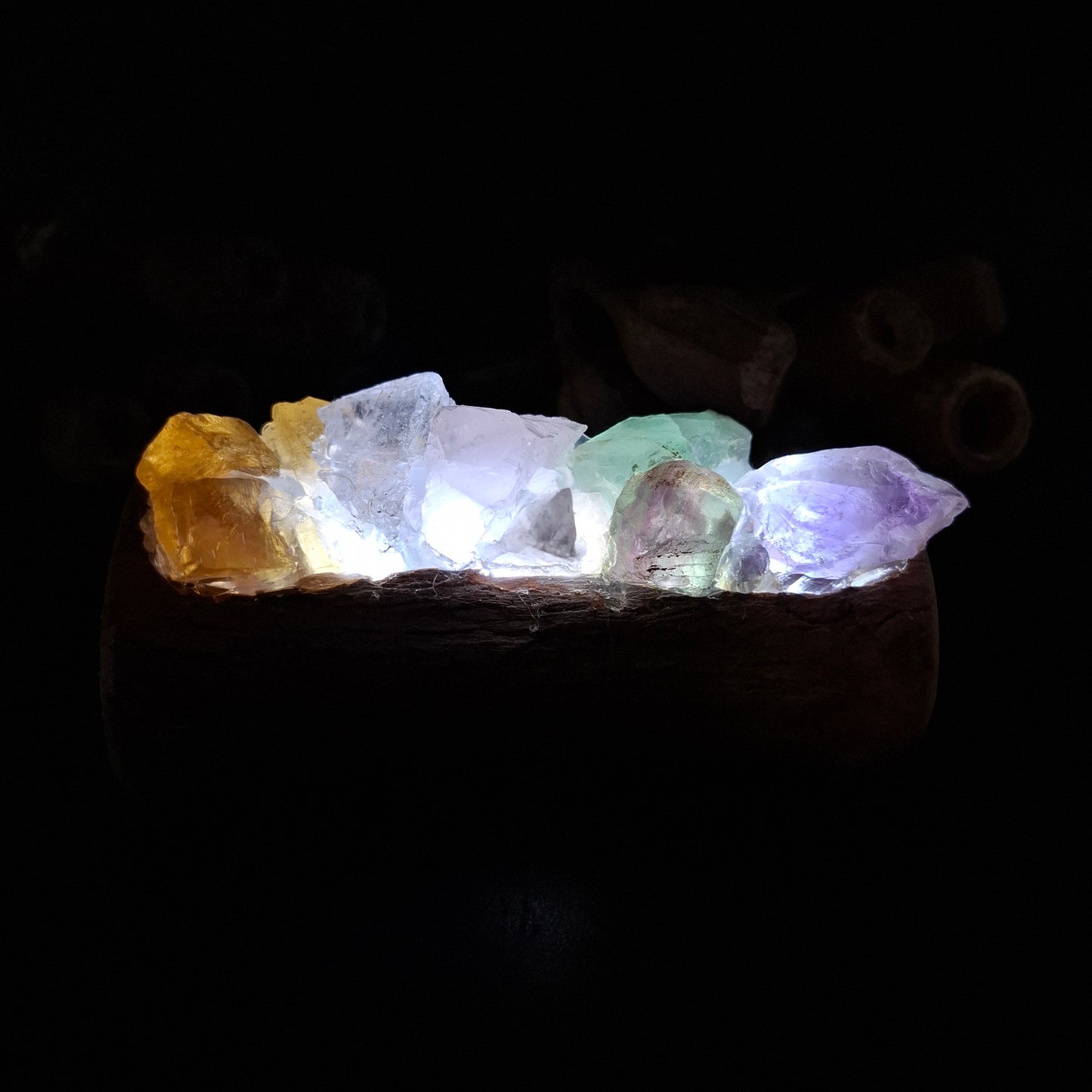 Rose quartz, Amethyst, fluorite and Honey calcite  mini lamp
